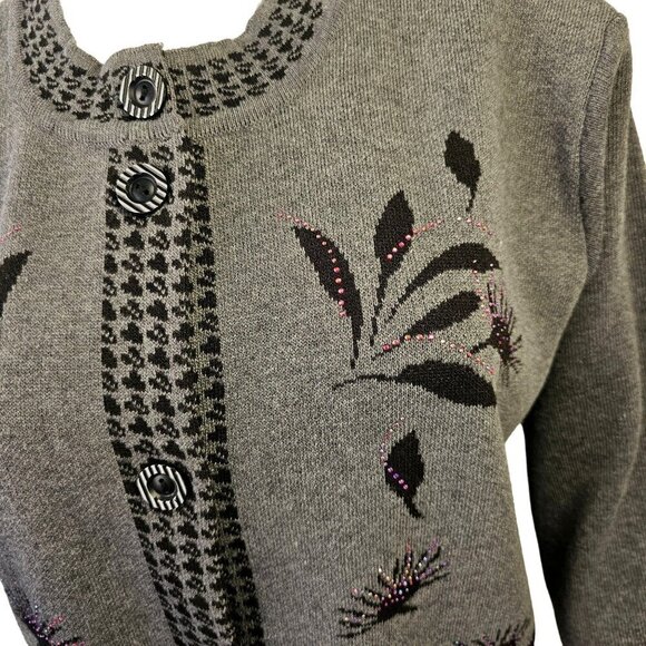 T-C Fashion Gray Embellished Cardigan Womens XL Acrylic Knit Black Embroidery - Picture 2 of 7